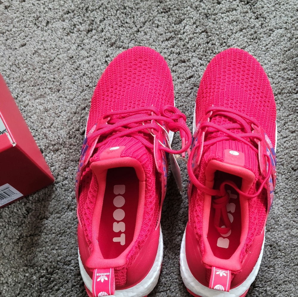 Adidas Ultra Boost Sneakers